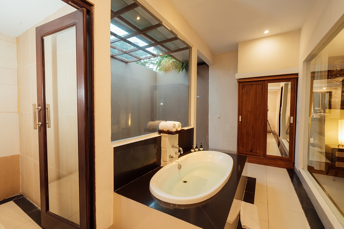 Villa bathroom with vessel-sink vanity and mirror, The Bidadari